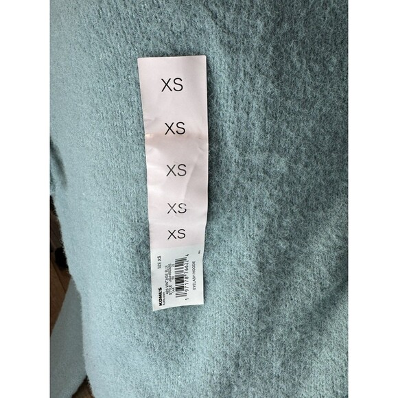 SO Juniors Hoodie XS Blue Eyelash Plush Yard Loungewear Crop Hooded Womens NWT - Picture 3 of 8